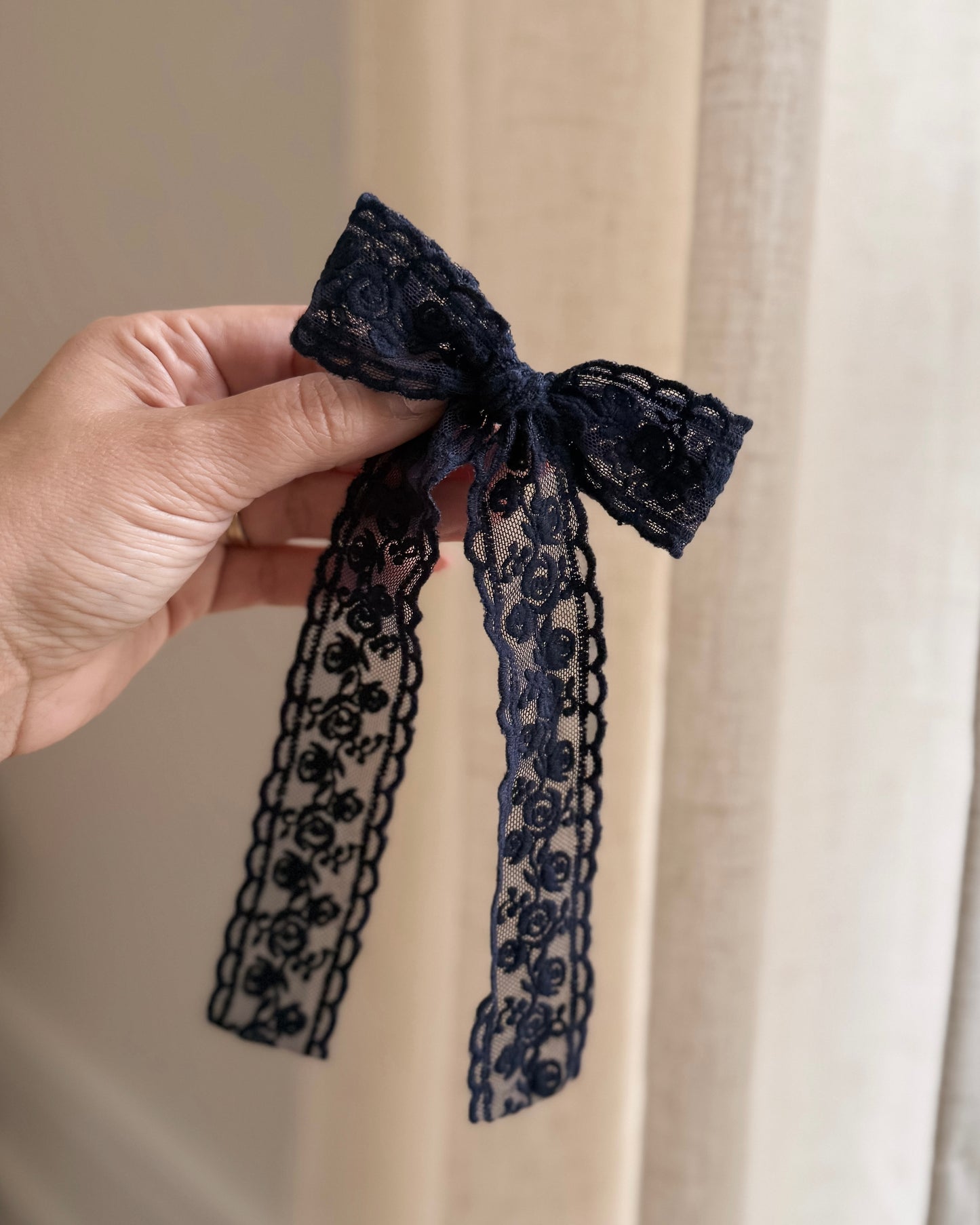 Navy lace ✿ longtail