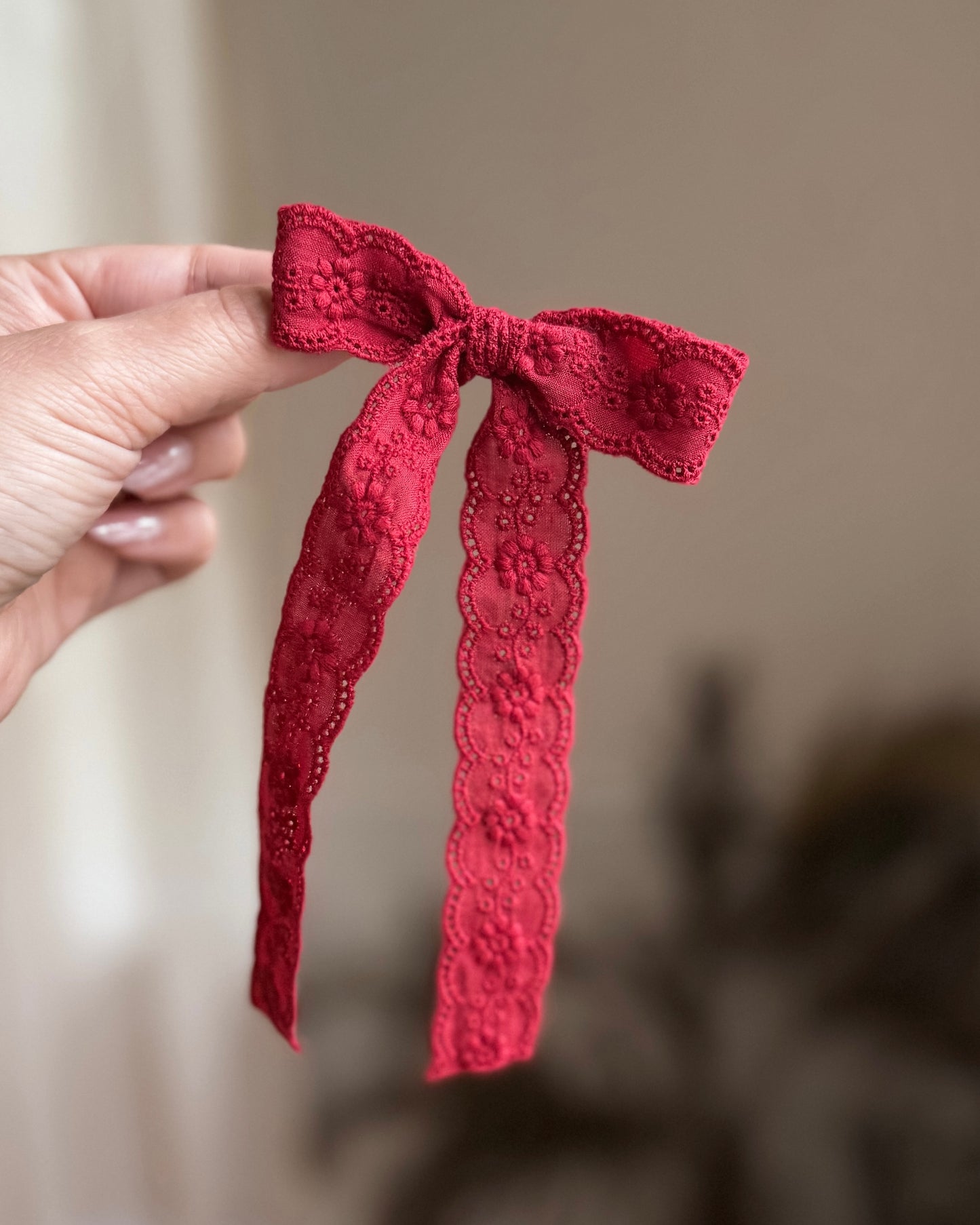 Vintage red eyelet ✿ longtail
