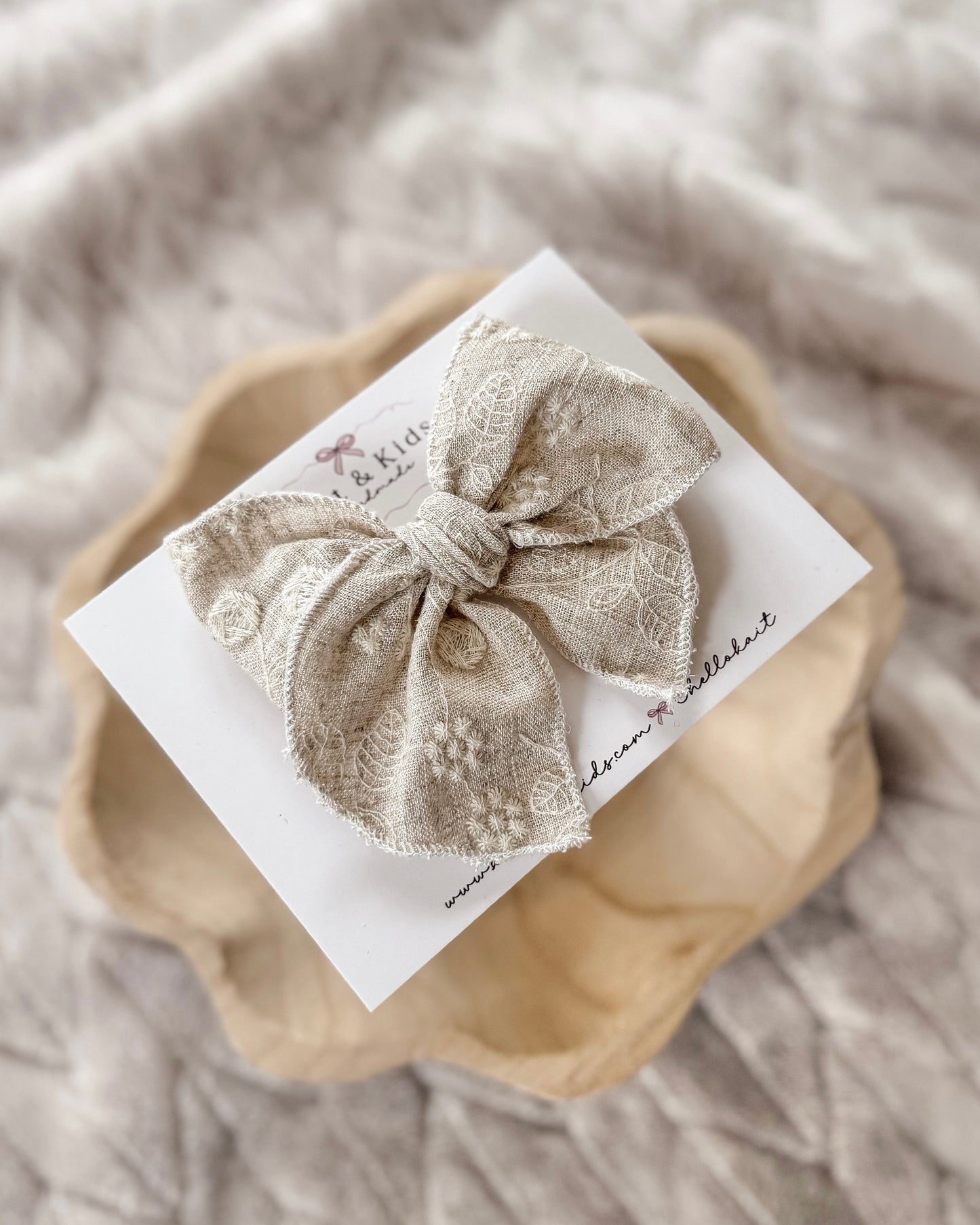 Embroidered Hattie *fable*