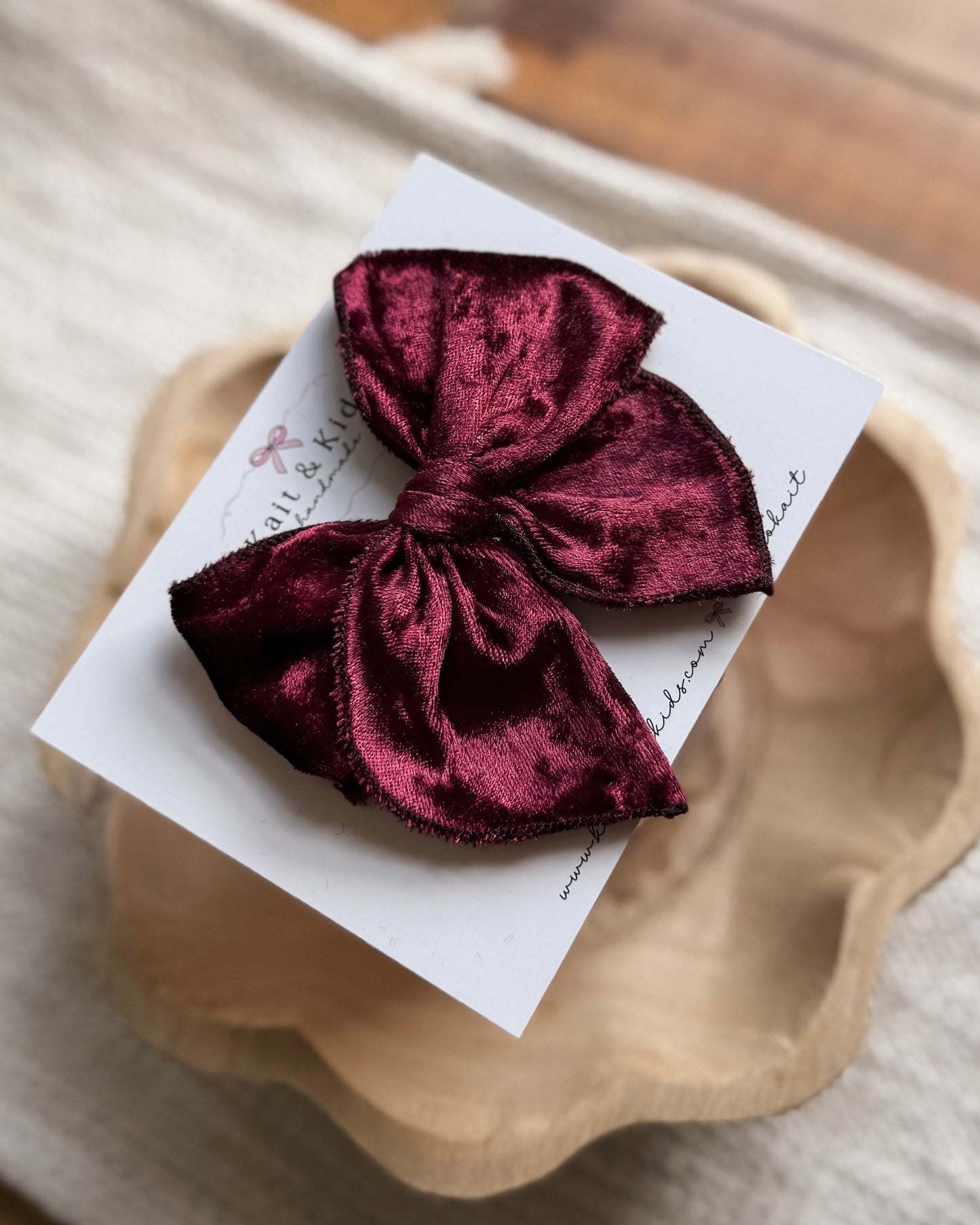 Dark burgundy velvet / fable / headband / clip