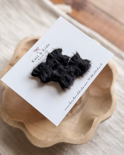 Black sweater / piggy set