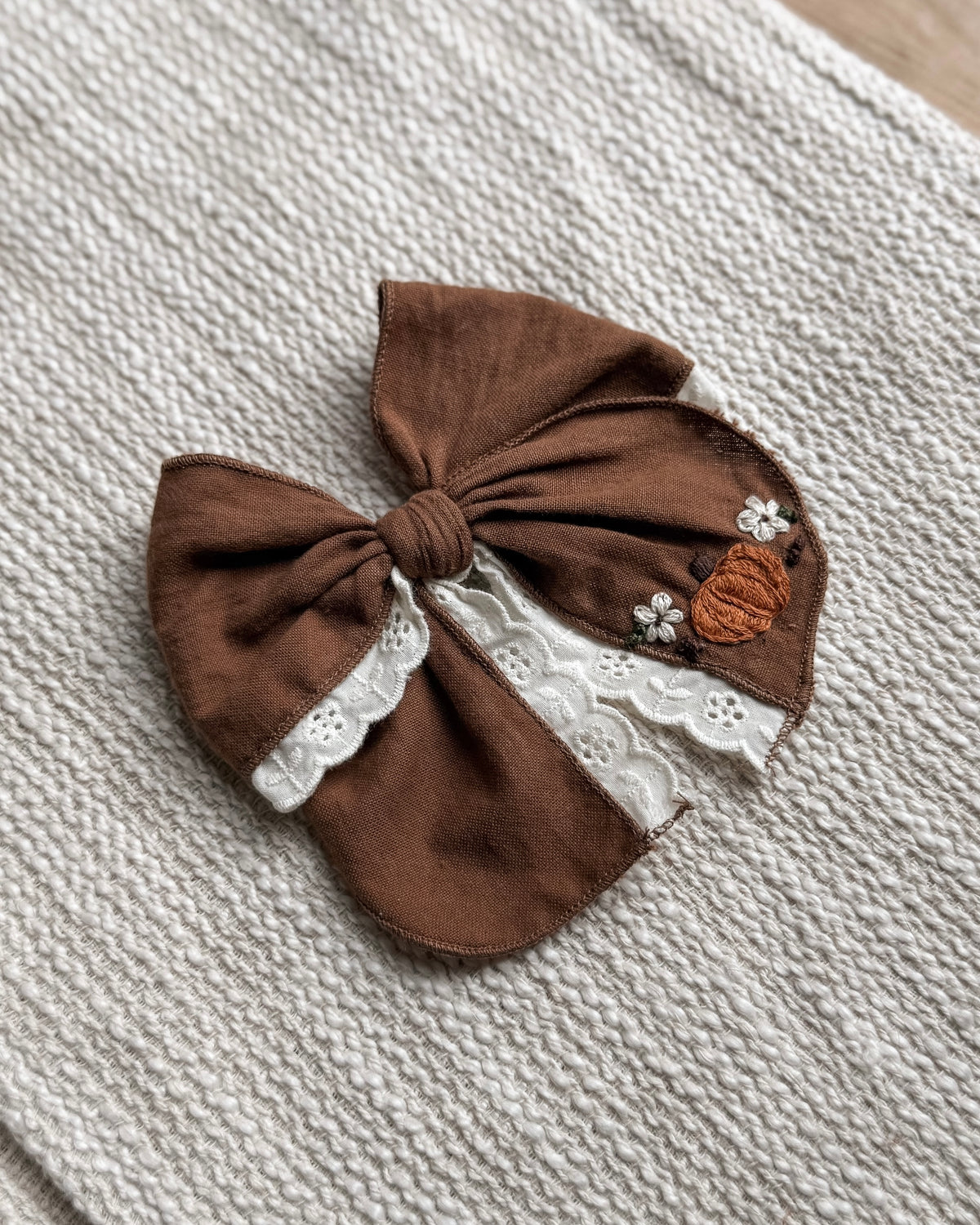 Hand embroidered pumpkin / large