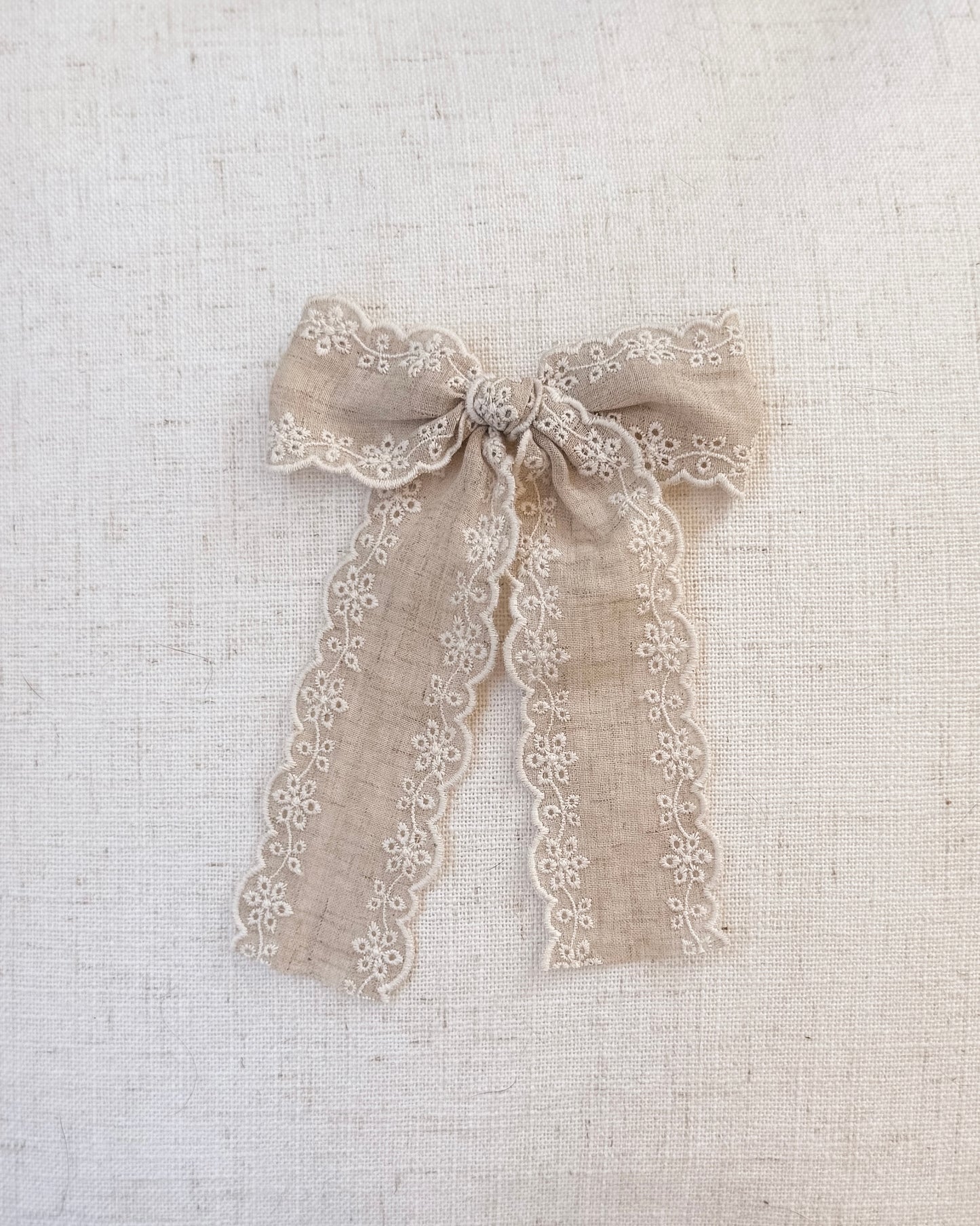 Scalloped soft linen / long-tail