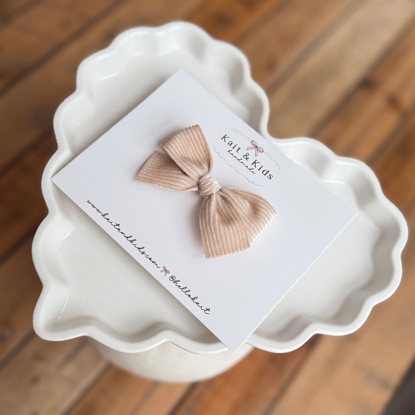 Soft beige velvet mini classic ♡ headband / clip / piggy set