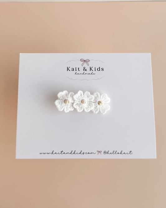 Buttercup daisy ✿ clip