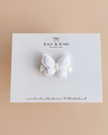 White butterfly ✿ clip