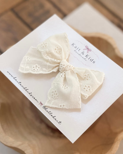 Daisy scalloped ✿ headband / clip