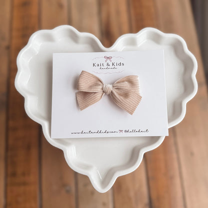 Soft beige velvet mini classic ♡ headband / clip / piggy set