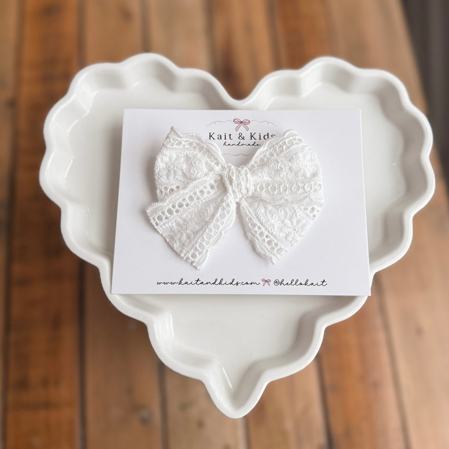 White embroidered lace ♡ headband / clip