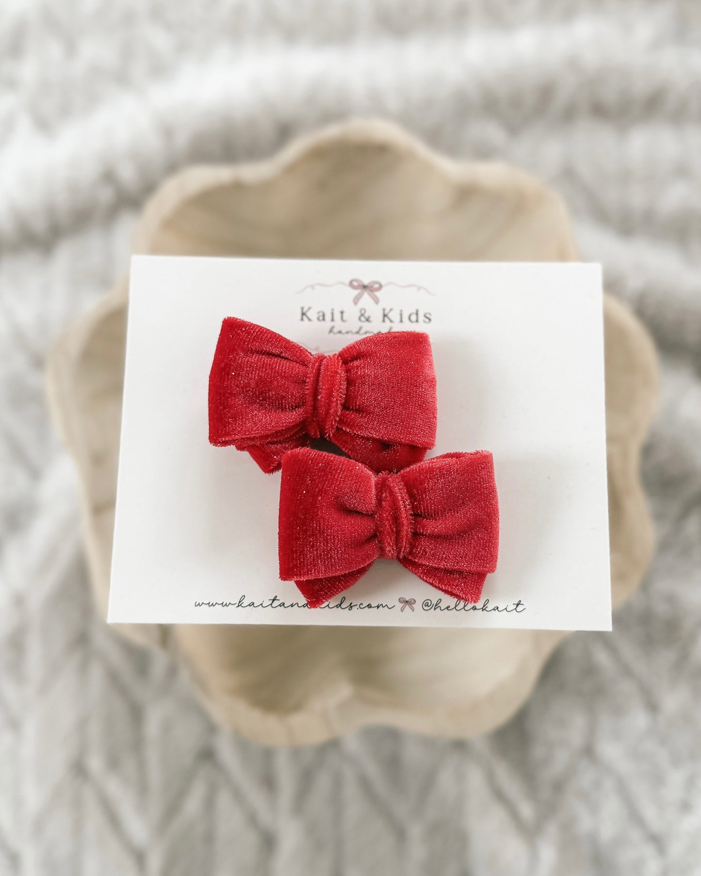 Red sparkle velvet *pinwheel*