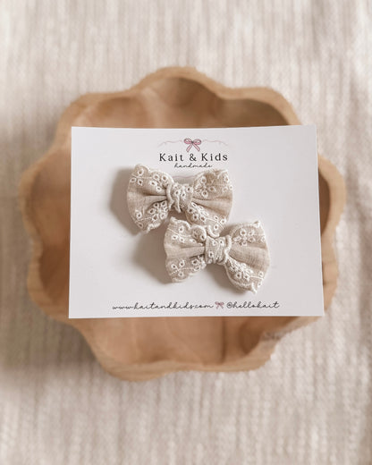 Scalloped soft linen / piggy set