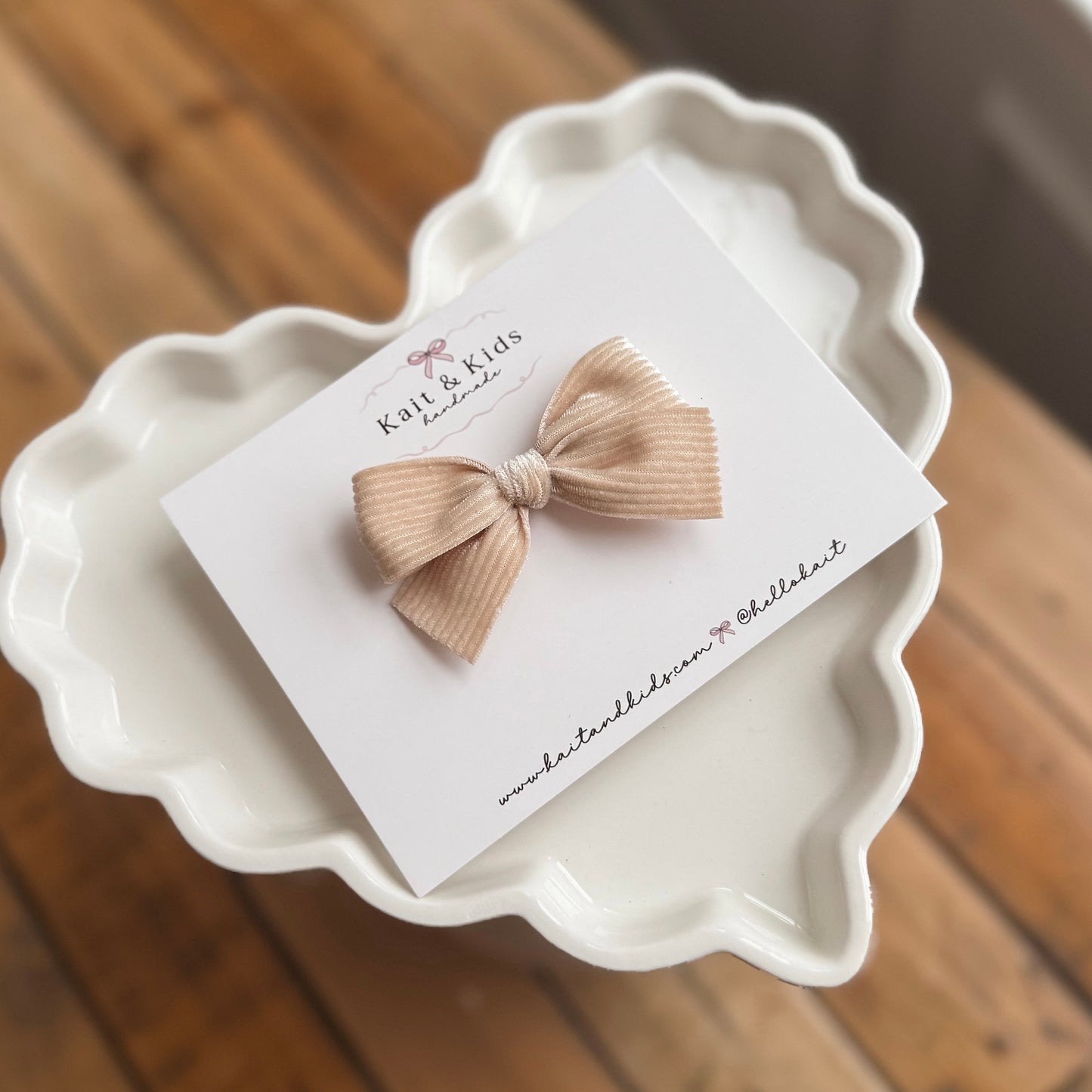 Soft beige velvet mini classic ♡ headband / clip / piggy set