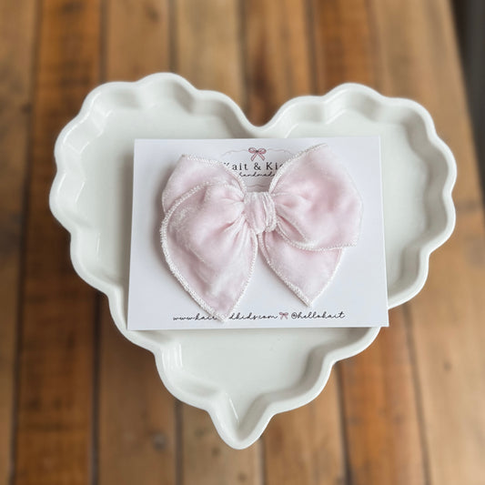 Soft pink velvet ♡ fable