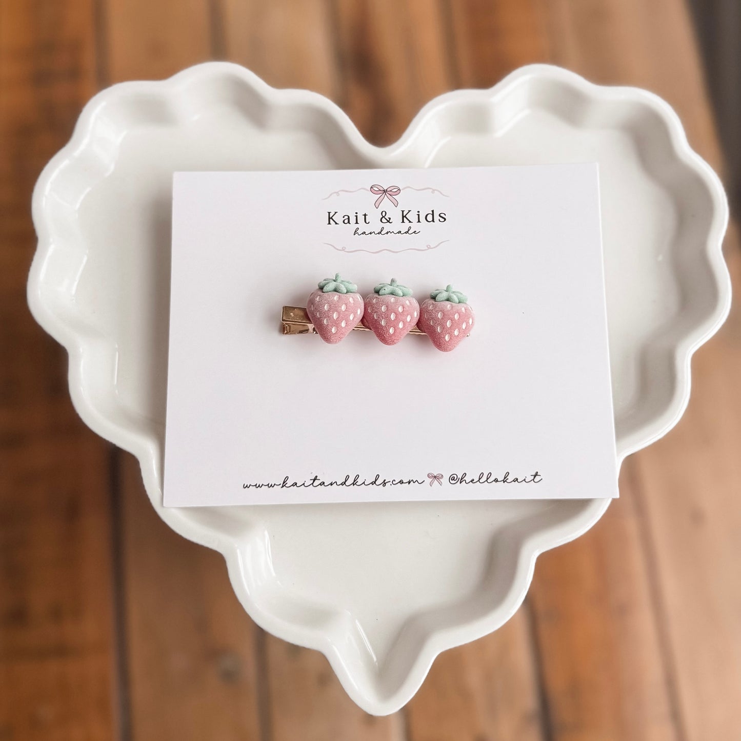 Soft strawberry clip ♡