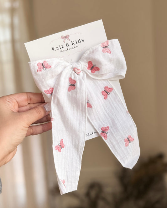 embroidered pink butterfly ♡ long-tail